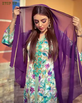 Lähis-Ida Eid Al Fitr Naiste Kleit Moslemi Õmblema Mood Tikandid Prindi Araabia Dubai Pika Varrukaga Kapuutsiga Rüü Jalabia Abaya